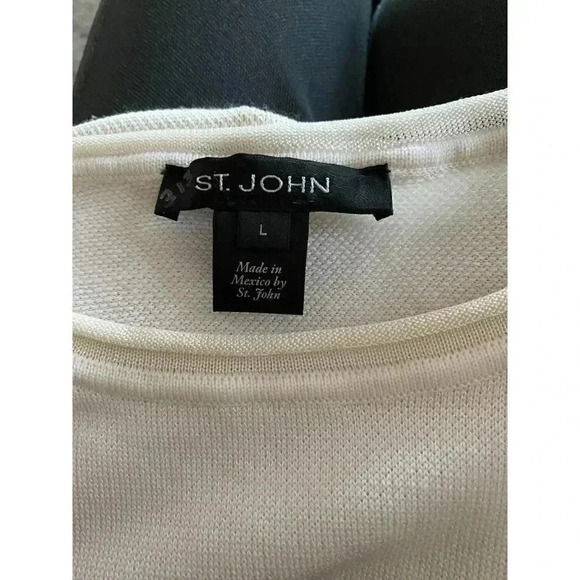 St.John wool pullover sweater- L - Picture 3 of 4